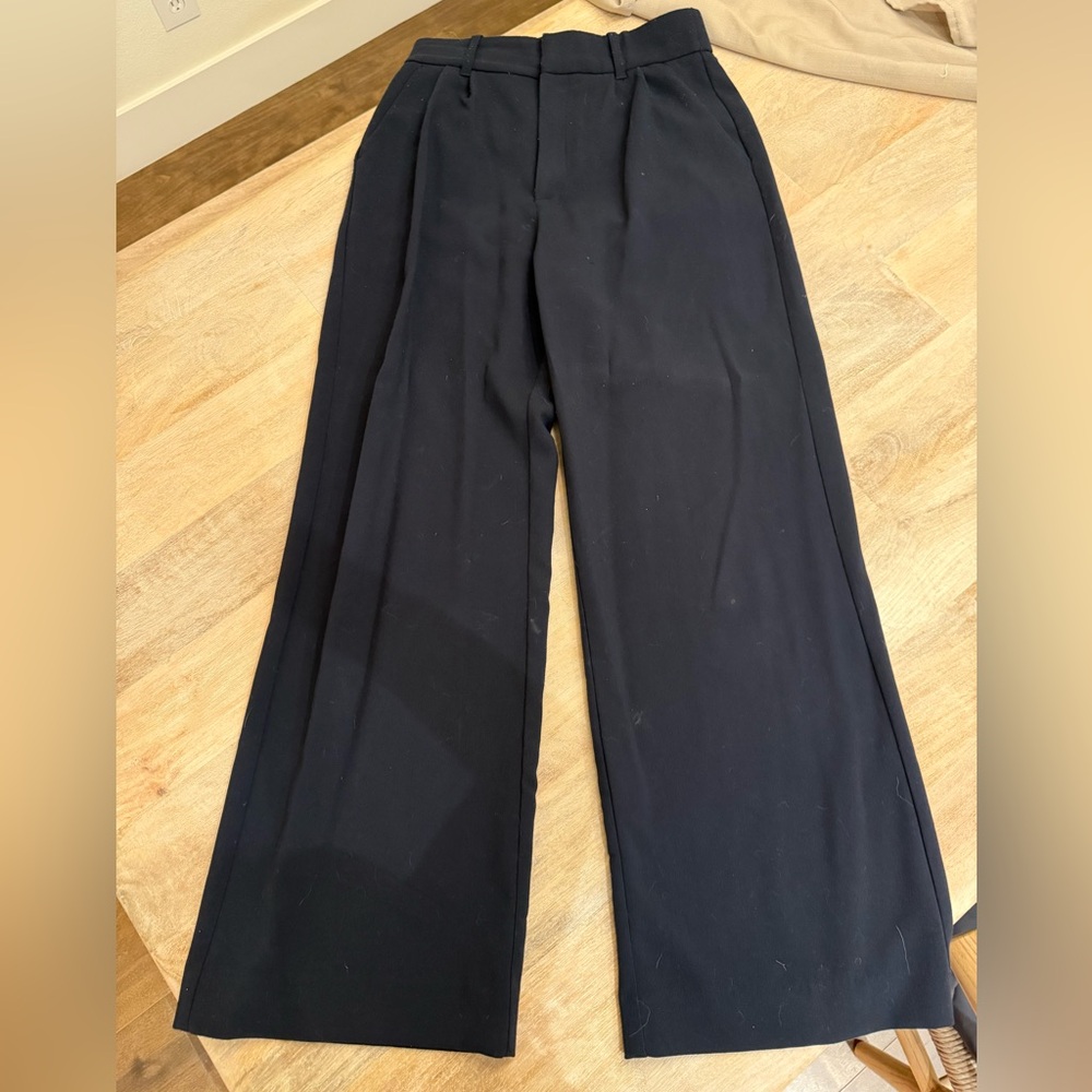 Abercrombie Black Tailored Pant in Small